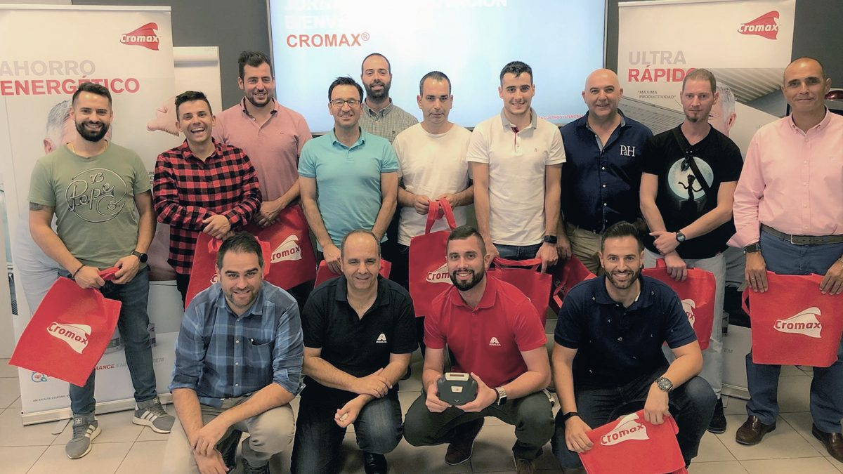 Cromax y su distribuidor de la zona centro, Grupo Vemare, forman en digitalización y gestión KPI a sus